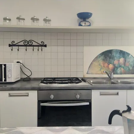 Michela Sea View Apartman *