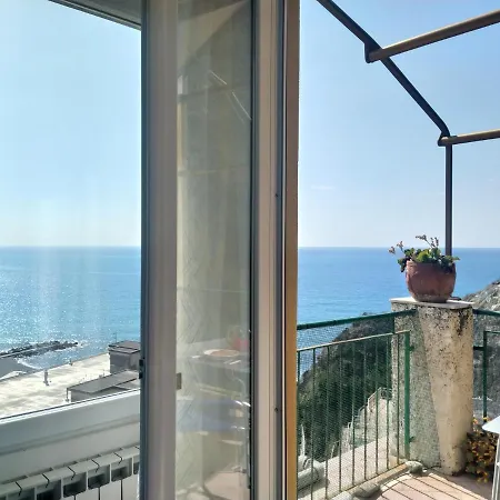 Michela Sea View Apartman